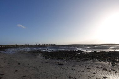 Kışın okyanus manzarası 