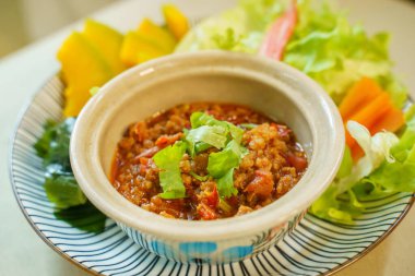 Ong Chili Pastası. Ong Chili Pastası. Kuzey Tayland Domuzu ve Domates Tayland yemeği.
