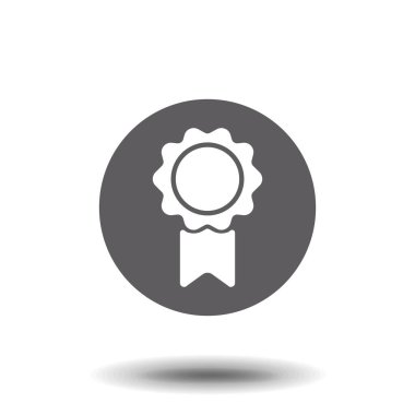 Beyaz zemin üzerinde izole edilmiş modaya uygun düz stil ikonu ödülü. Web sitesi tasarımın için rozet sembolü, logo, uygulama, UI. Vektör illüstrasyonu.