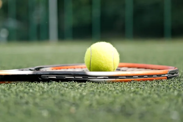 Ball Tennis Racket Close Ball Racket Tennis Court — Foto de Stock