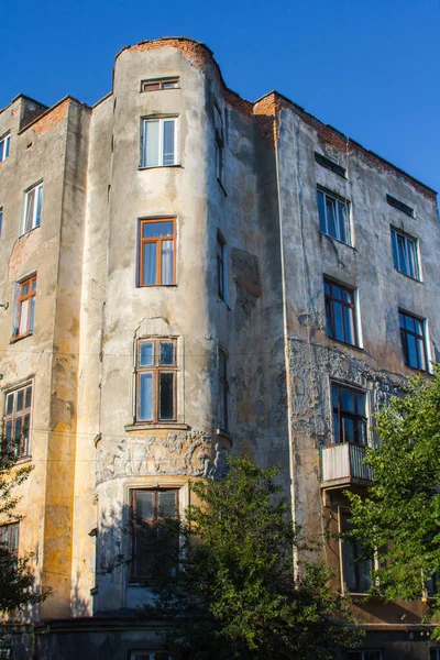 Niesamowity Zabytkowy Budynek Mieszkalny Drohobyczu Ukraina — Zdjęcie stockowe