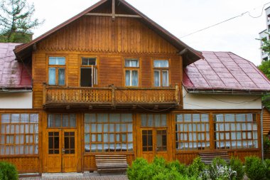 Truskavets 'teki güzel tarihi ahşap villa. Ukrayna 