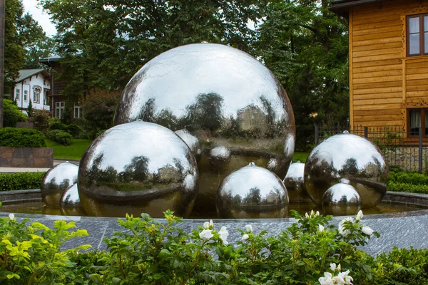 Modern Fountain Shape Balls City Truskavets Ukraine — Stock Photo, Image