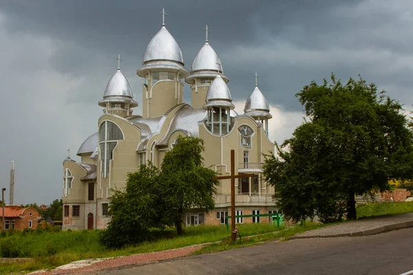 スペース トラスカヴェツの聖エリヤ教会の建物 ウクライナ — ストック写真