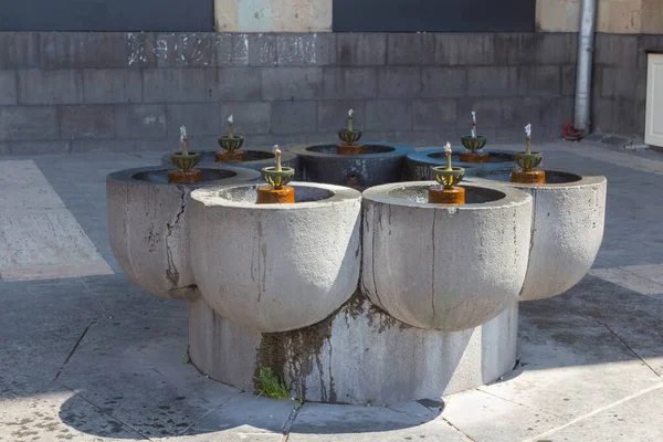 Питьевой Фонтан Улицах Еревана Армения — стоковое фото
