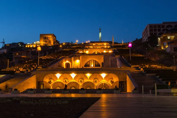 Вид Каскад Найвідоміший Атракціон Єреванської Ночі Вірменія — стокове фото