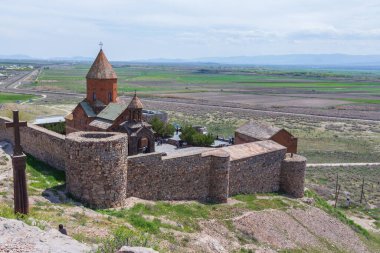 Erivan yakınlarındaki tarihi Khor Virap Manastırı 'nın güzel manzarası. Ermenistan