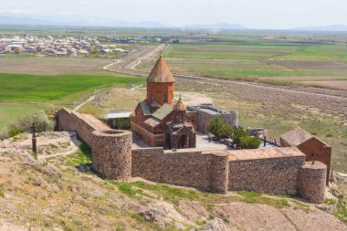 Erivan yakınlarındaki tarihi Khor Virap Manastırı 'nın güzel manzarası. Ermenistan