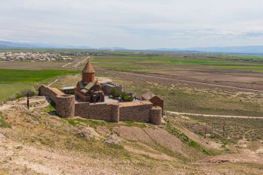 Erivan yakınlarındaki tarihi Khor Virap Manastırı 'nın güzel manzarası. Ermenistan