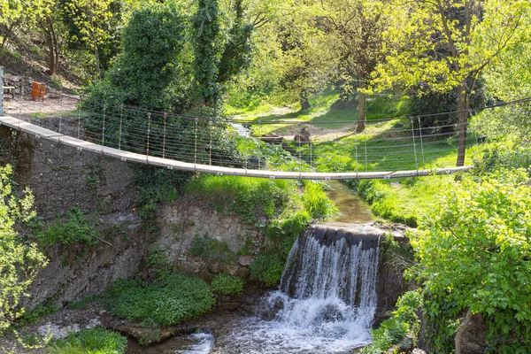 Γέφυρα Αναστολής Στον Βοτανικό Κήπο Τιφλίδας Γεωργία Χώρα — Φωτογραφία Αρχείου