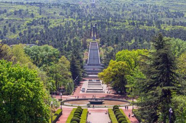 Tiflis 'teki Vake Park manzarası. Gürcistan