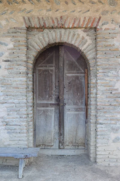 Ancient Wooden Door Historic Brick Building Tbilisi Open Air Museum — Stock Photo, Image