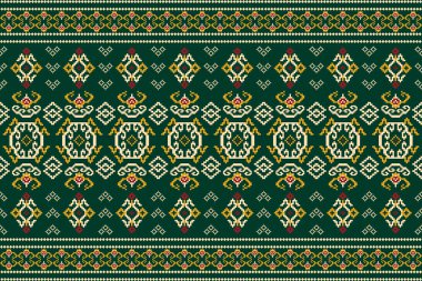 Güzel bir kabile figürü olan arabesk geometrik etnik oryantal desen yeşil arka planda geleneksel olarak işlenir. Doku, kumaş, giysi ve ambalaj için tasarlanmış soyut vektör çizimi..