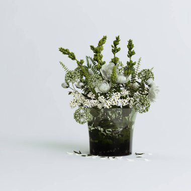 Dekoratif beyaz çiçekli cam vazo, arka planda izole edilmiş.