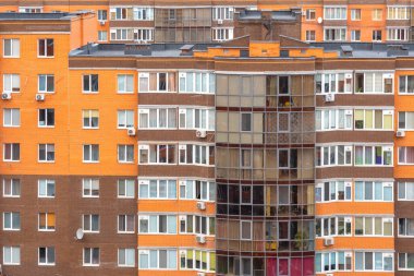 Konut binası. Yüksek bir binanın inşaatı. Konut inşaatı kavramı. Modern Daire Evi
