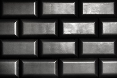 Koyu seramik fayanslar. Seramik duvar kiremitleri dokusu. Soyut arkaplan. Koyu tuğla yüzey