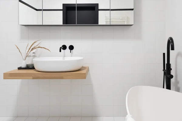 Small White Washbasin Wooden Shelf Minimalist Bathroom White Tiles Black — Foto de Stock