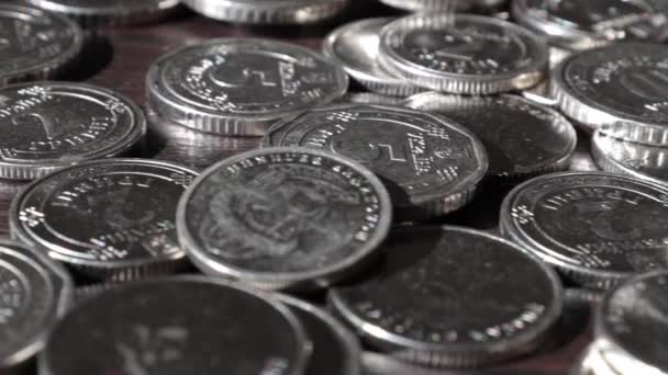 Wiele Srebrnych Ukraińskich Monet Wszystkie Hrywny Monety Jeden Dwa Pięć — Wideo stockowe