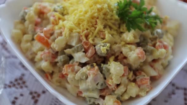 Yemek Masası Mayonezli Salata Hazır Salata Ukrayna Mutfağı — Stok video