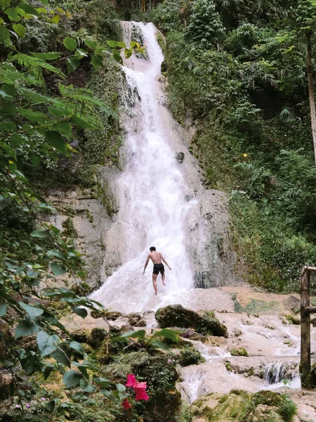 Kembang Soka Wasserfall Kulon Progo Yogyakarta Indonesien — Stockfoto