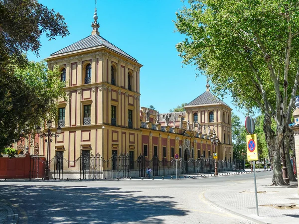 Gün ortasında (Seville))