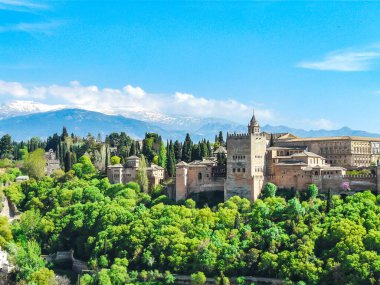 Granada, Endülüs 'teki Alhambra. 