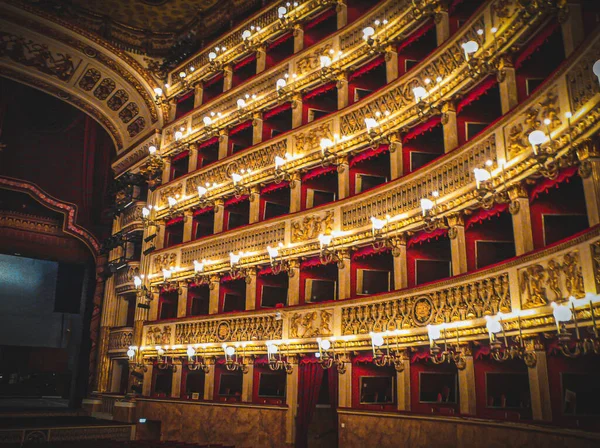 Real Teatro San Carlo Naples — ストック写真