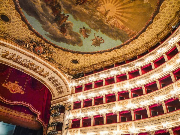 Real Teatro San Carlo — ストック写真