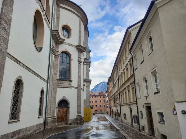 Walking Innsbruck Cathedral — Foto de Stock