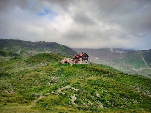 House Alps Mountains — Foto Stock