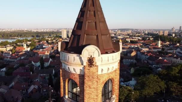 Una Fortaleza Fortificada Con Gruesos Muros Piedra Torres Ubicadas Ciudad — Vídeos de Stock