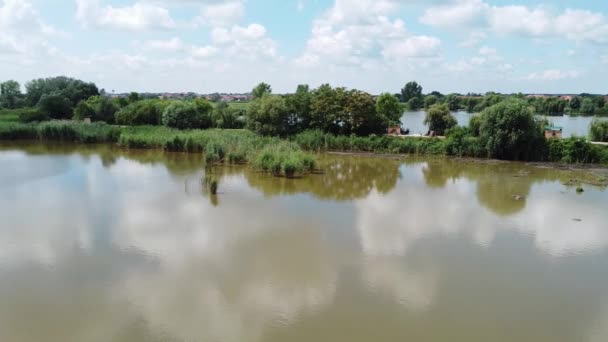 Veduta Grande Lago Vicino Paese Dove Trova Azienda Agricola Ecologica — Video Stock