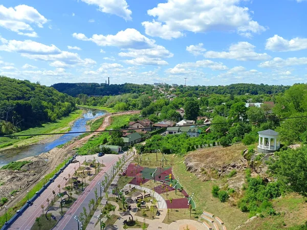 Unsurpassed View Bridge Half Dried Teterev River Which Bypasses Mountain — Foto de Stock