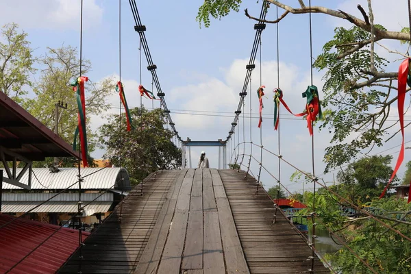 Most Drewniany Przez Kanał Błękitne Niebo Tajlandii Rynek Sai Noi — Zdjęcie stockowe