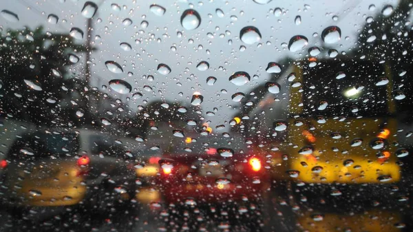 Drops Water Windshield Blur Colorful Background Traffic Jam Bangkok Thailand — Stock Photo, Image