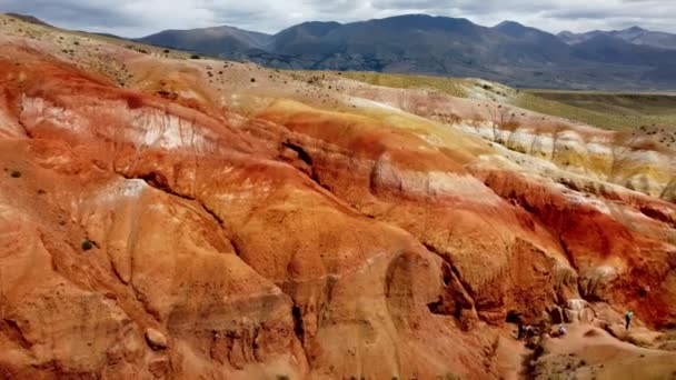 Mars 'a benzer kızıl dağlar — Stok video