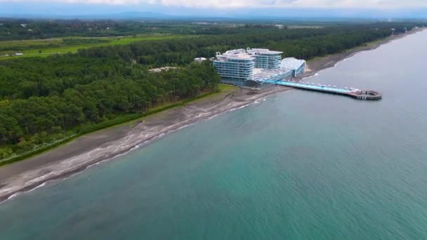 Drone flight over the hotel Paragraph.Batumi-Georgia-july 2021 — 비디오