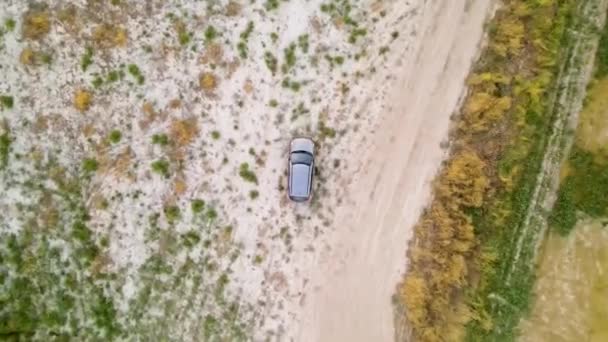 Drone Atterrissant Sur Toit Voiture Des Images Fullhd Haute Qualité — Video