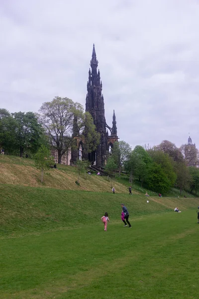 Edinburgh Scotland May 2022 View Princes Street Gardens Monument Public — 图库照片