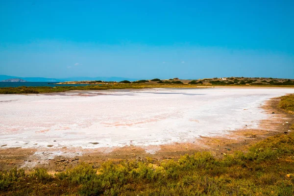 無人島北アギストリ島 ギリシャ 乾燥塩湖と — ストック写真