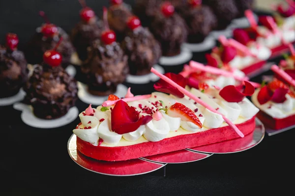 Delicious Sweet Dessert Candy Bar Celebration —  Fotos de Stock