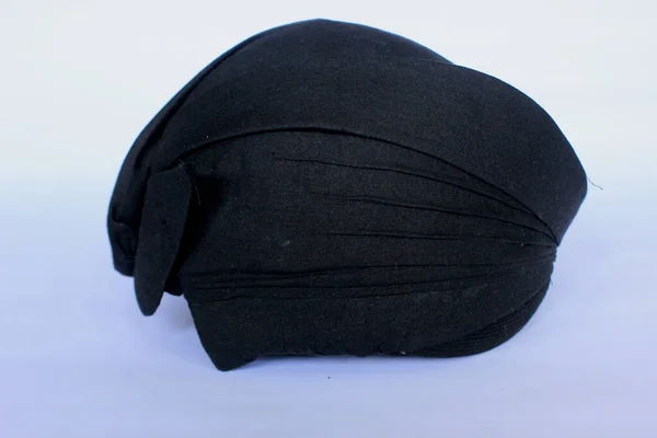 Blangkon Hitam Siyah Blangkon Geleneksel Bir Cava Şapkası Beyaz Arkaplanda — Stok fotoğraf