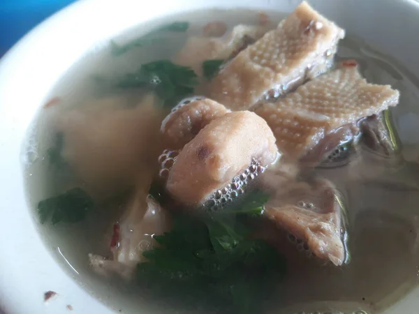 그릇에 닭고기 스프클 Sop Ayam Klaten — 스톡 사진