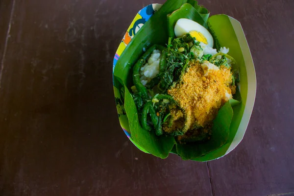 Gudangan Nasi Tumpang Makanan Tradisional Salad Dari Indonesia Terbuat Dari — Stok Foto