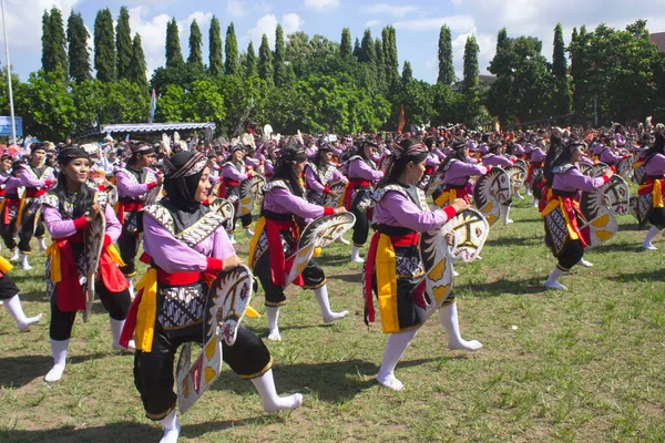 Yogyakarta Indonesia Maggio 2019 Infrangendo Record Danza Jathilan Tari Jatihilan — Foto Stock