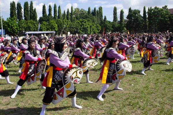 Yogyakarta Indonésie Května 2019 Lámání Jathilan Dance Tari Jatihilan Nebo — Stock fotografie