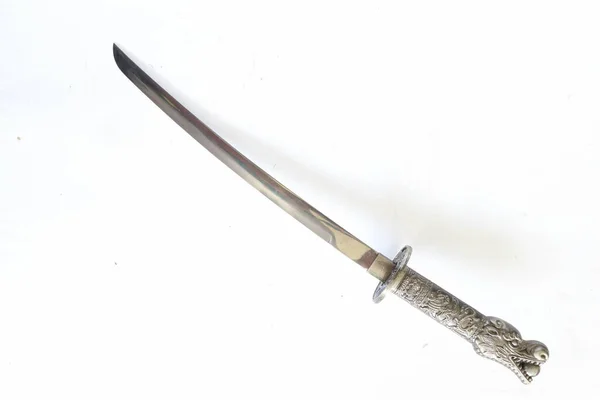 Японский Самурай Короткий Меч Wakizashi Украшением Дракона Изолированные Белом Фоне — стоковое фото