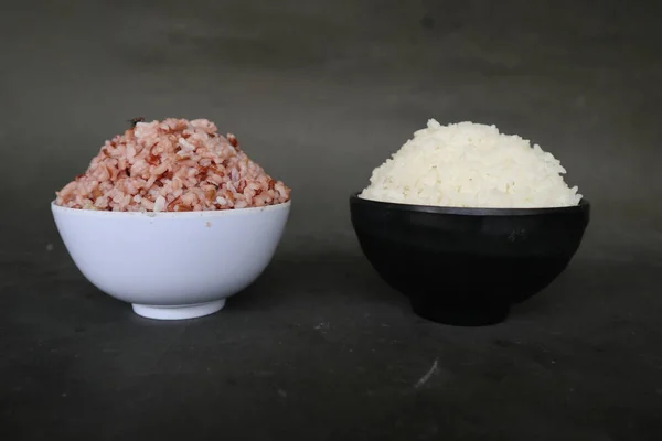 Steamed Rice Nasi Merah Served Plate Isolated Black Background — Foto de Stock