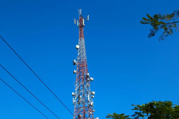 Kommunikációs Torony Telco Trellis Apokalipszis Internet Kommunikáció Mobil Rádió Televíziós — Stock Fotó