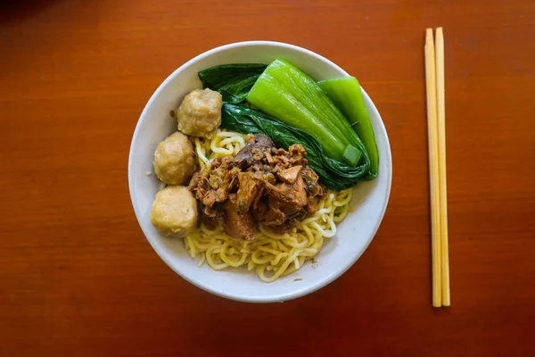 Mie Ayam Macarrão Frango Comida Tradicional Indonésia Ásia Feita Macarrão — Fotografia de Stock